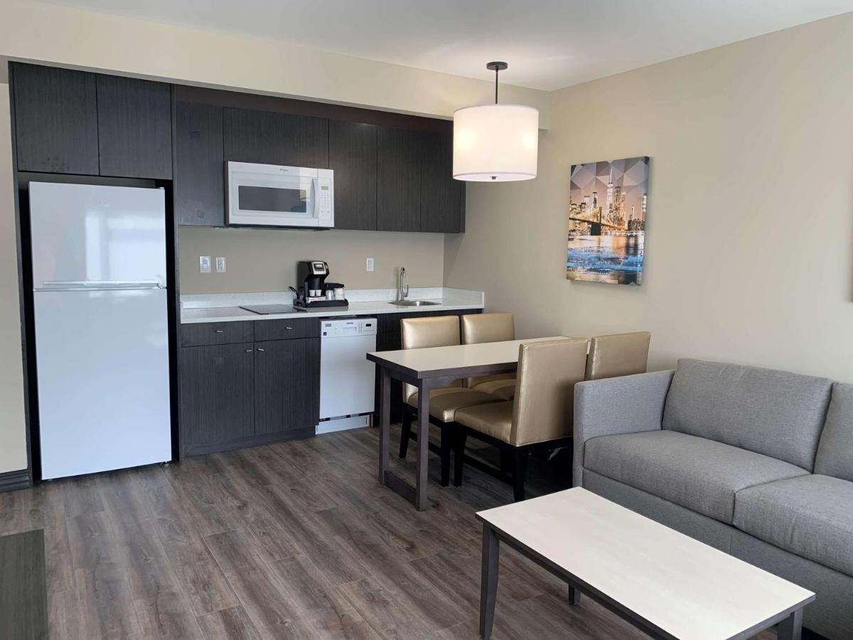 Best Western Plus Executive Residency Bronx New York Exterior photo